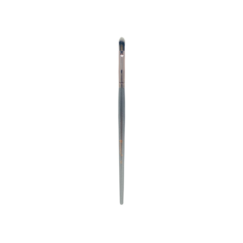 BH Cosmetics Vegan Lip Brush V8