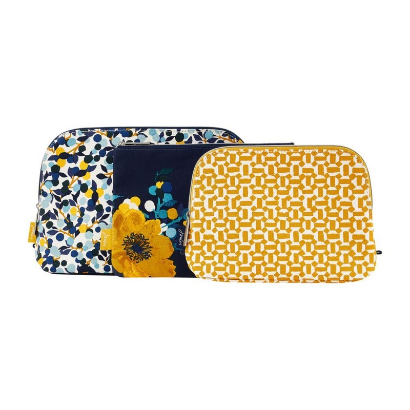 Set Of Three Washbags
