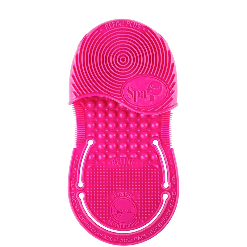 Sigma Spa Express Brush Cleaning Glove
